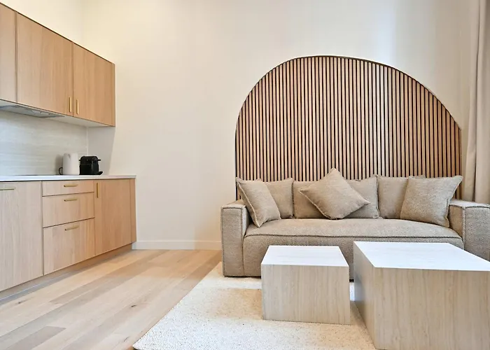 Superb Center Of Le Marais * Parigi